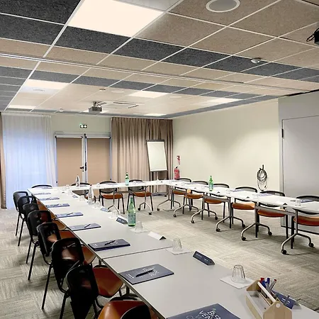 Ibis Centre Stade Hotel