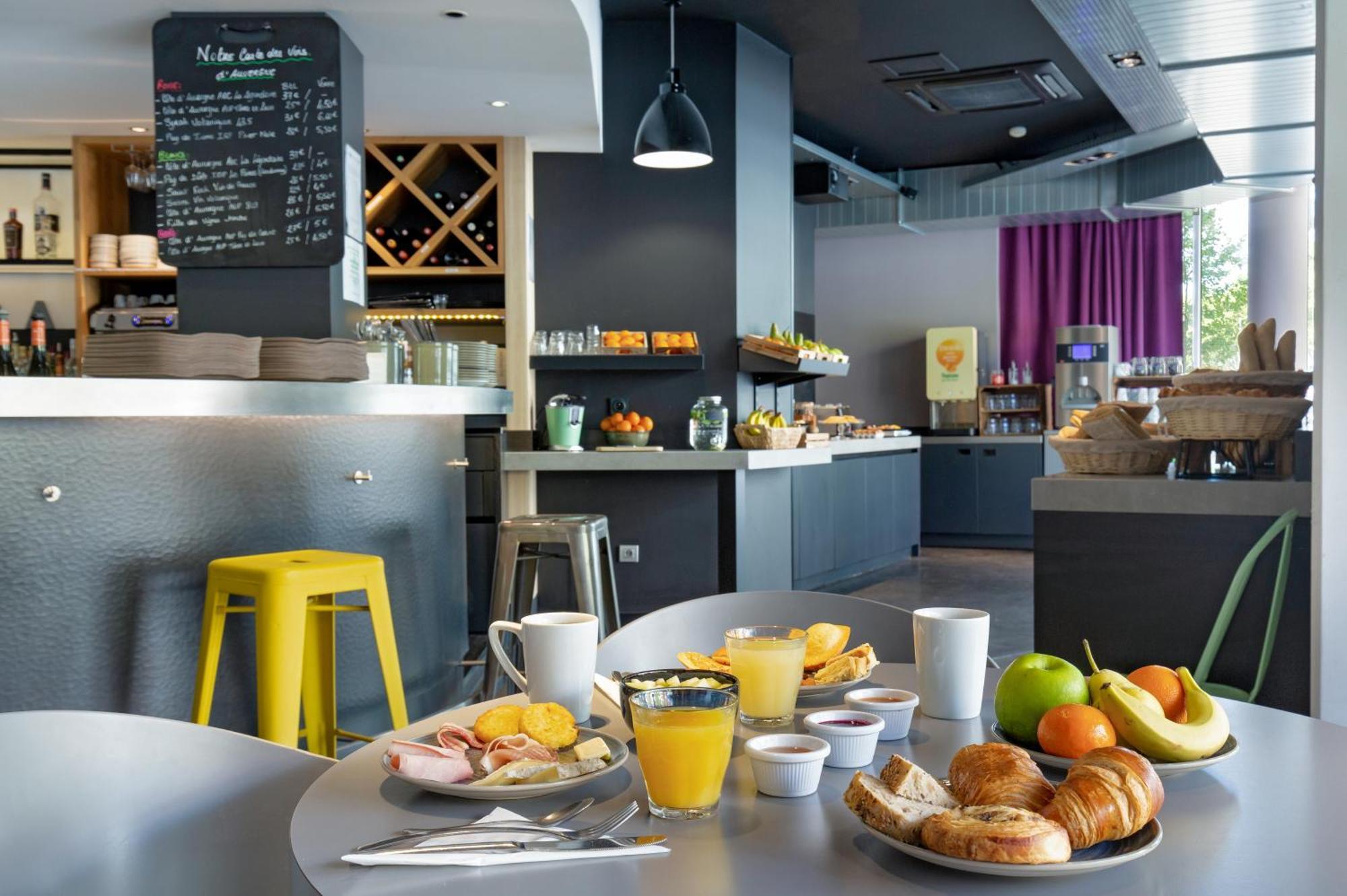 Campanile Ferrand Centre Hotel 3*