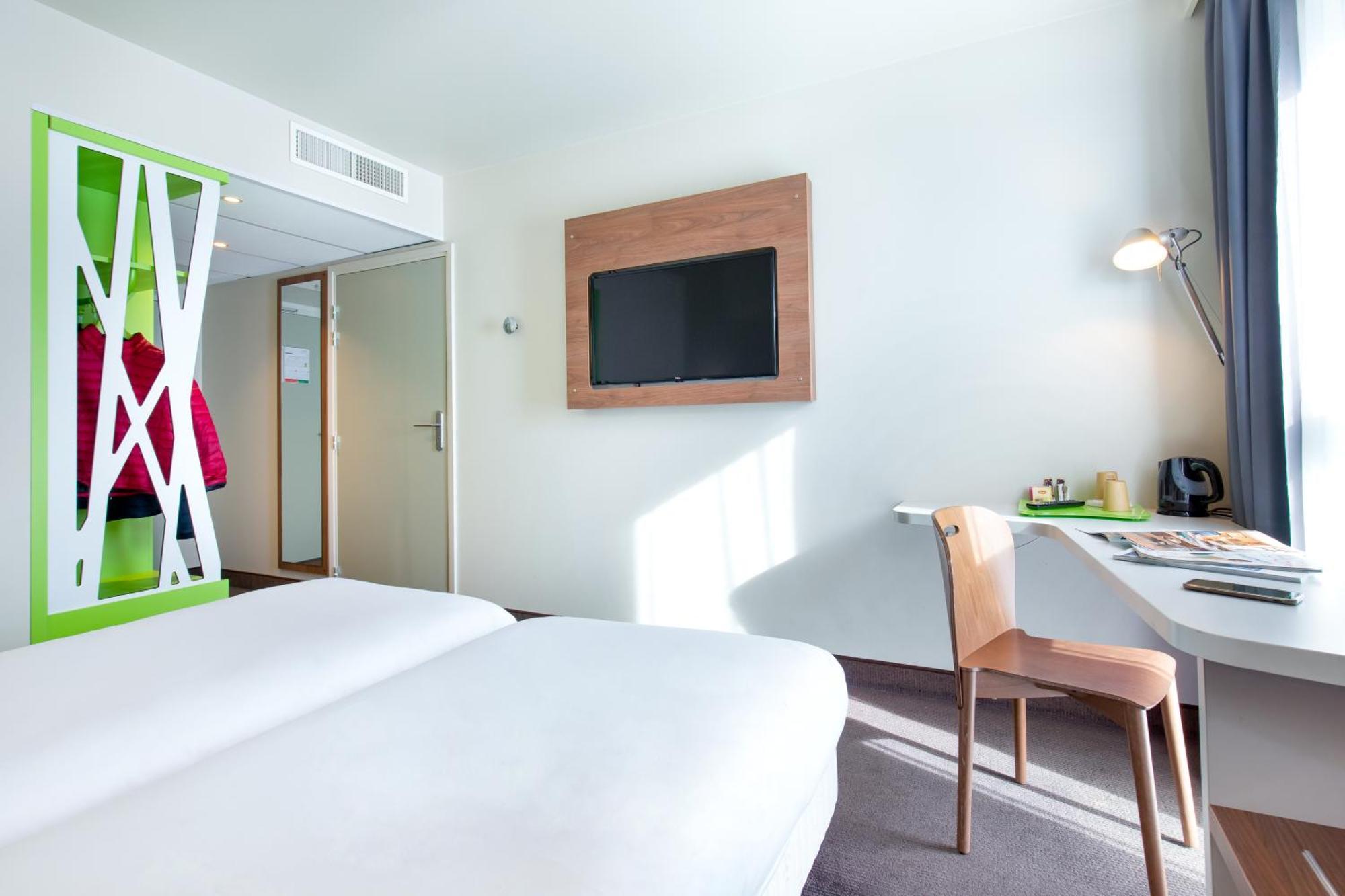 Hotel Campanile Ferrand Centre 3*